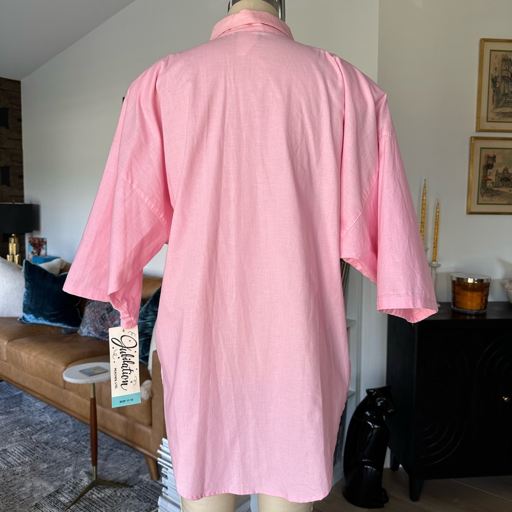 NWT’s Vintage 80’s Bubblegum Pink Button-Up Shirt with Patches - Picture 6 of 16